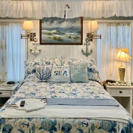 Coastal Imagination Oasis Hotel Дейвънпорт Екстериор снимка